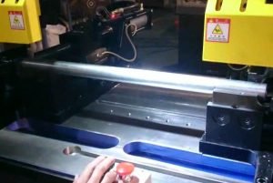 車架管件斜角切削機|高精度金屬管 雙端切弧加工設備|HC8858、HC8819系列 7 HC8819G