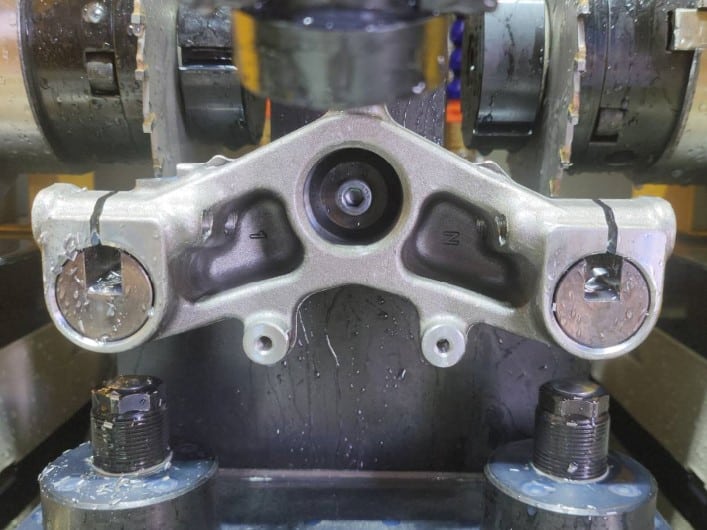 摩托車三角架雙端剖溝機|雙站開槽加工設備 | HC8503 4 HC8503A