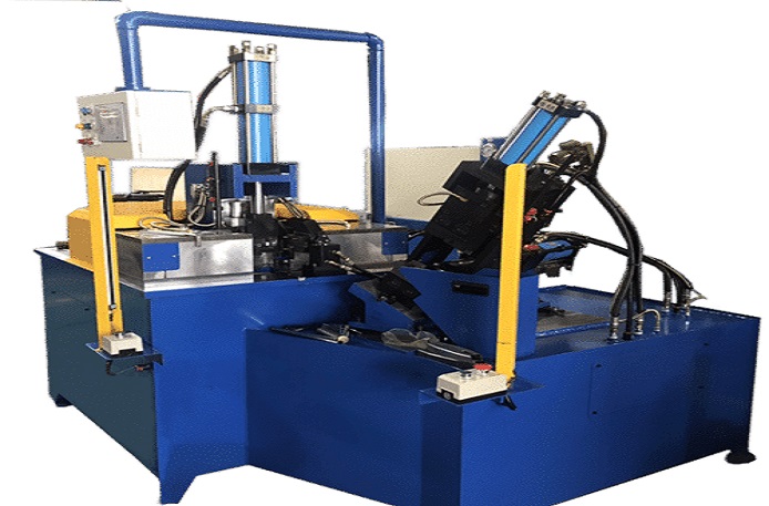 HC8890I final 09.11 694x457 1